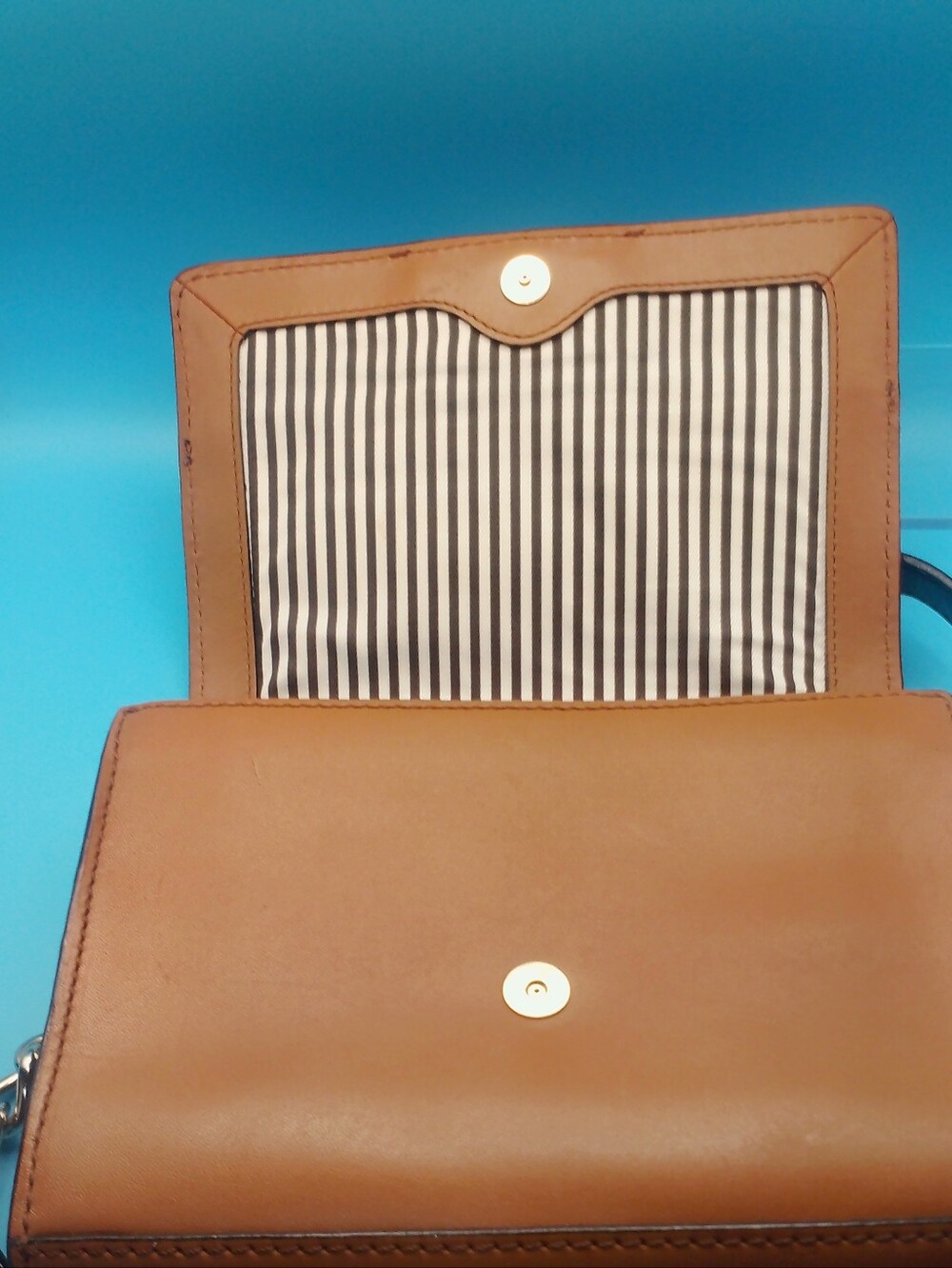 kate spade Vintage Mara Villabella Ave Small Camel/Black Flap Style Shouler Bag - Picture 2 of 14